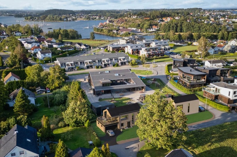 Pen, stilfull og moderne bolig over 2 plan i Føynland, Nøtterøy